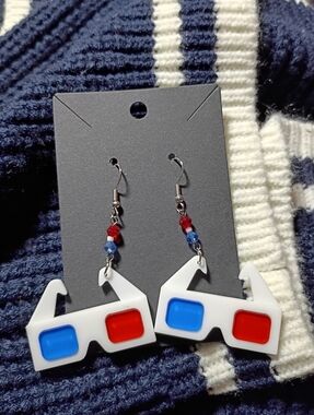 3D Glasses Novelty Earrings Red & Blue Lenses Acrylic White Vintage Retro Horror